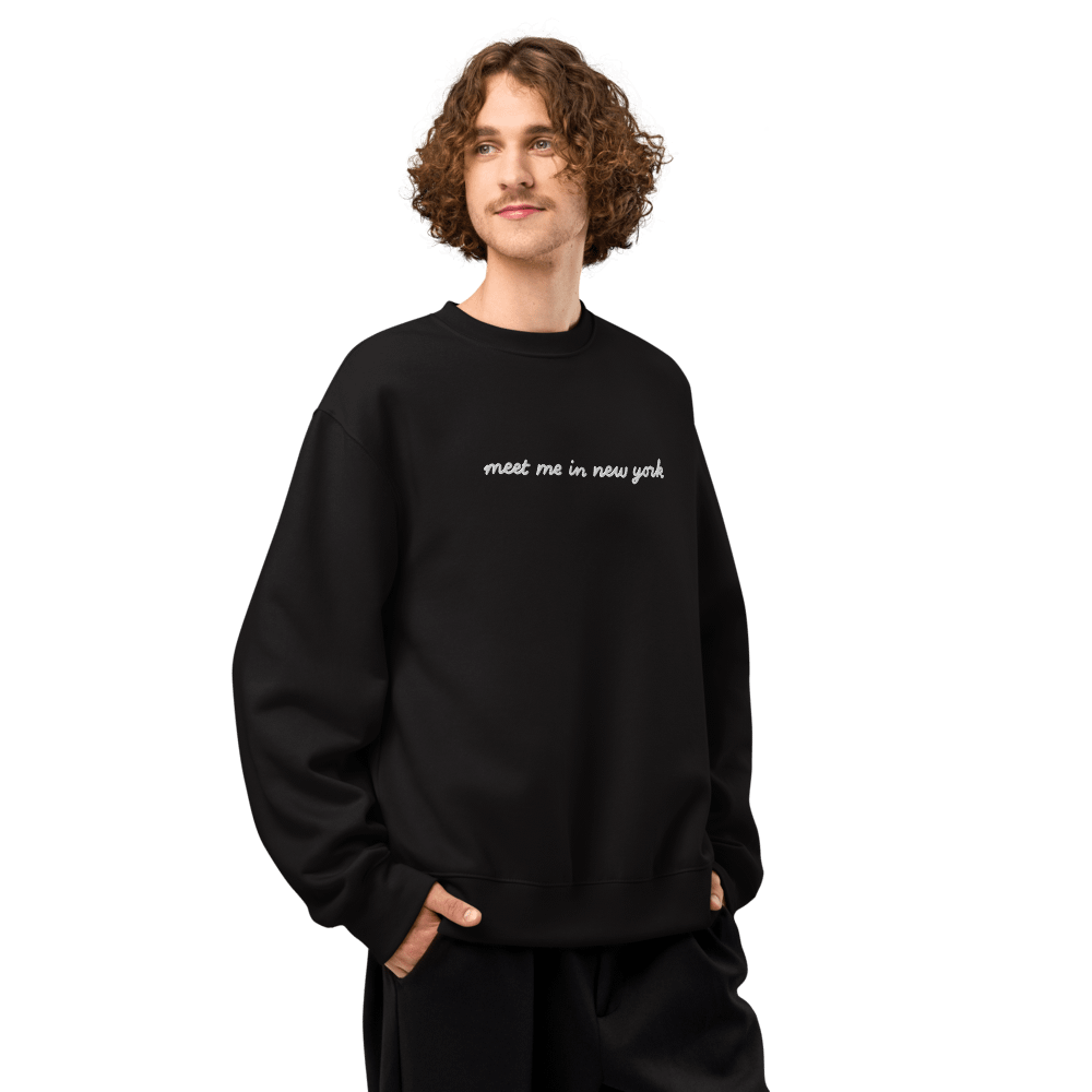 ‘Meet Me in New York’ Embroidered Oversized Sweatshirt - Image 17
